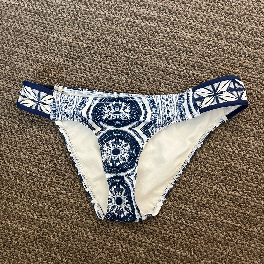 Roxy Bikini Bottoms, Size S